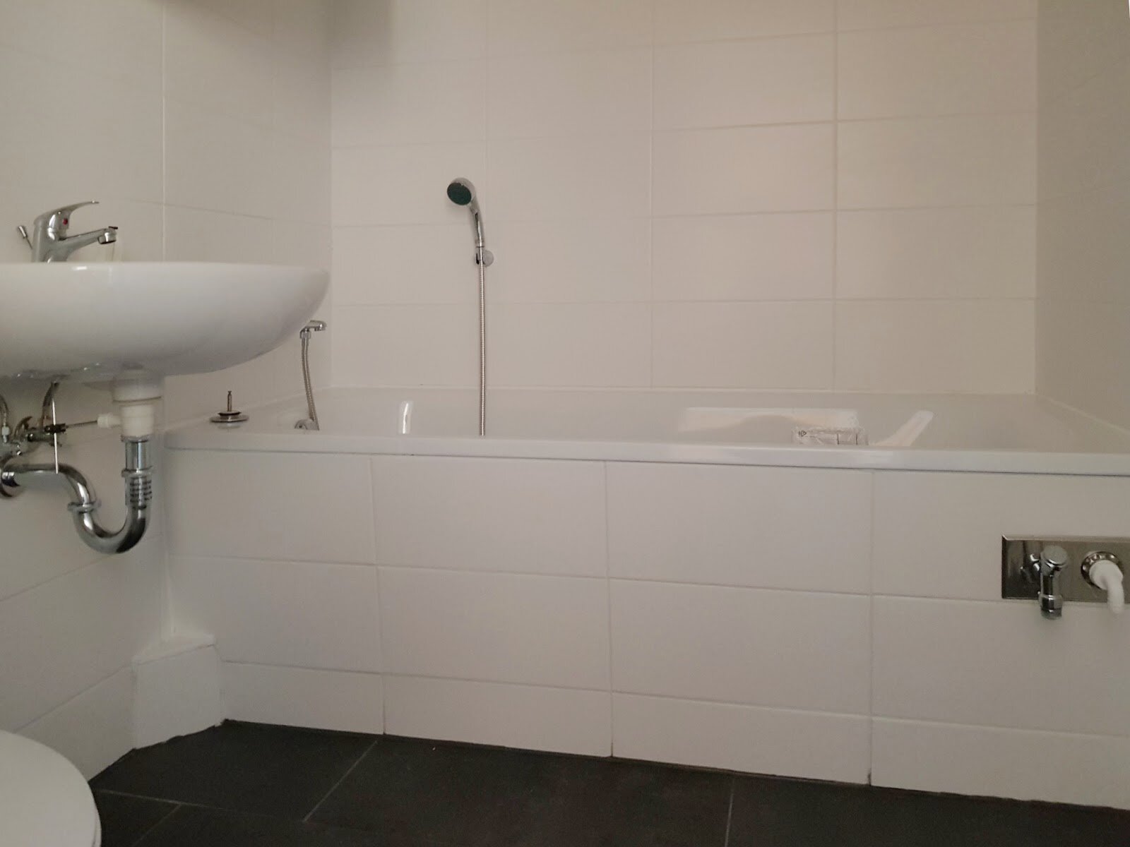 Richard-Paulick-Straße 10, 06124 Halle (Saale)