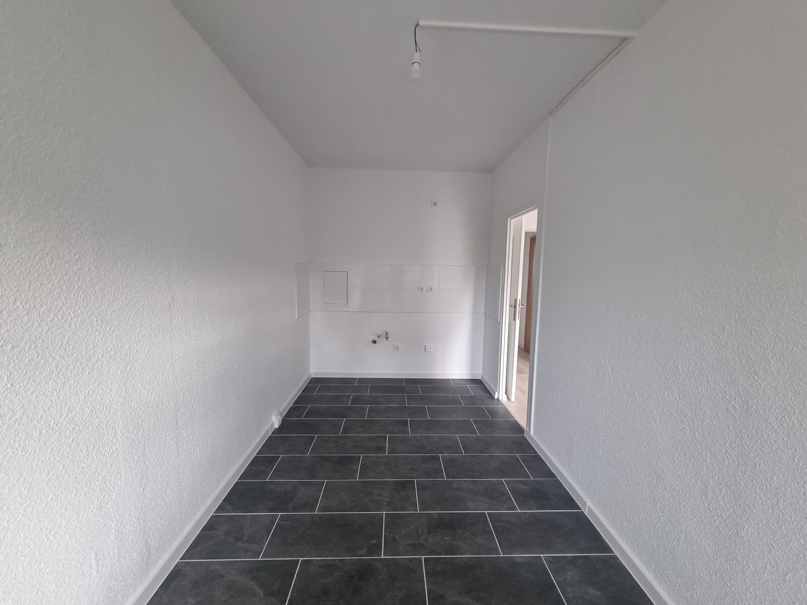 Bruno-Taut-Ring 169, 39130 Magdeburg