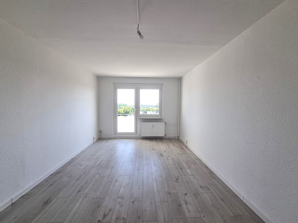 Bruno-Taut-Ring 170, 39130 Magdeburg